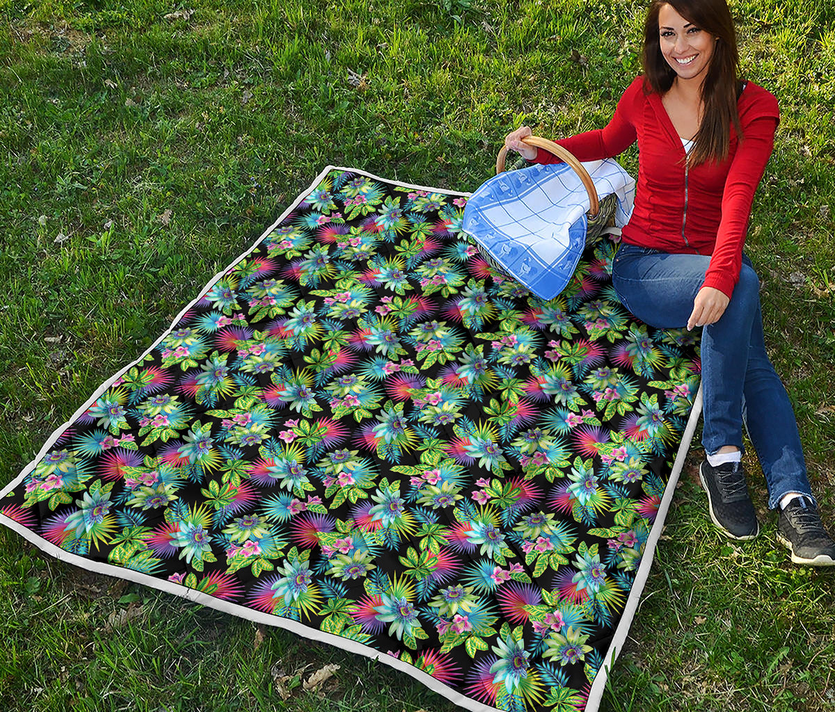 Psychedelic Hawaiian Flower Print Quilt