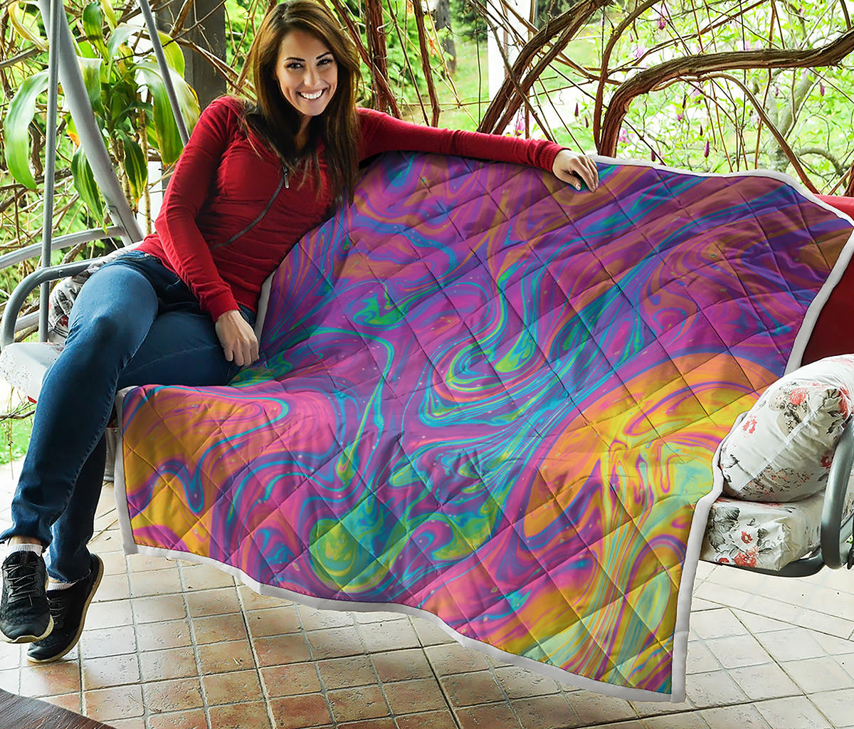 Psychedelic Liquid Print Quilt