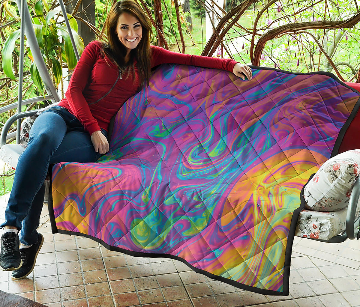 Psychedelic Liquid Print Quilt