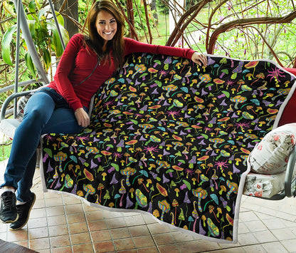 Psychedelic Mushroom Pattern Print Quilt