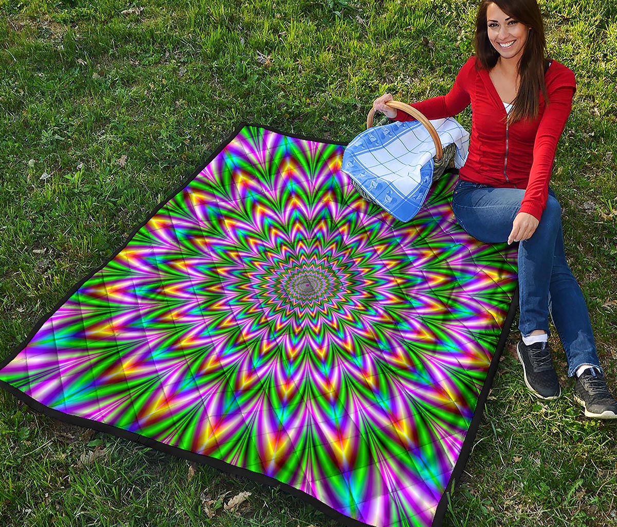 Psychedelic Radiant Optical Illusion Quilt