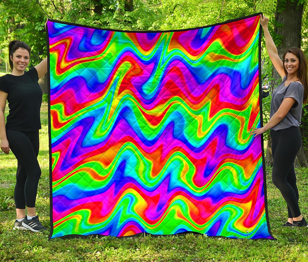 Psychedelic Rainbow Trippy Print Quilt