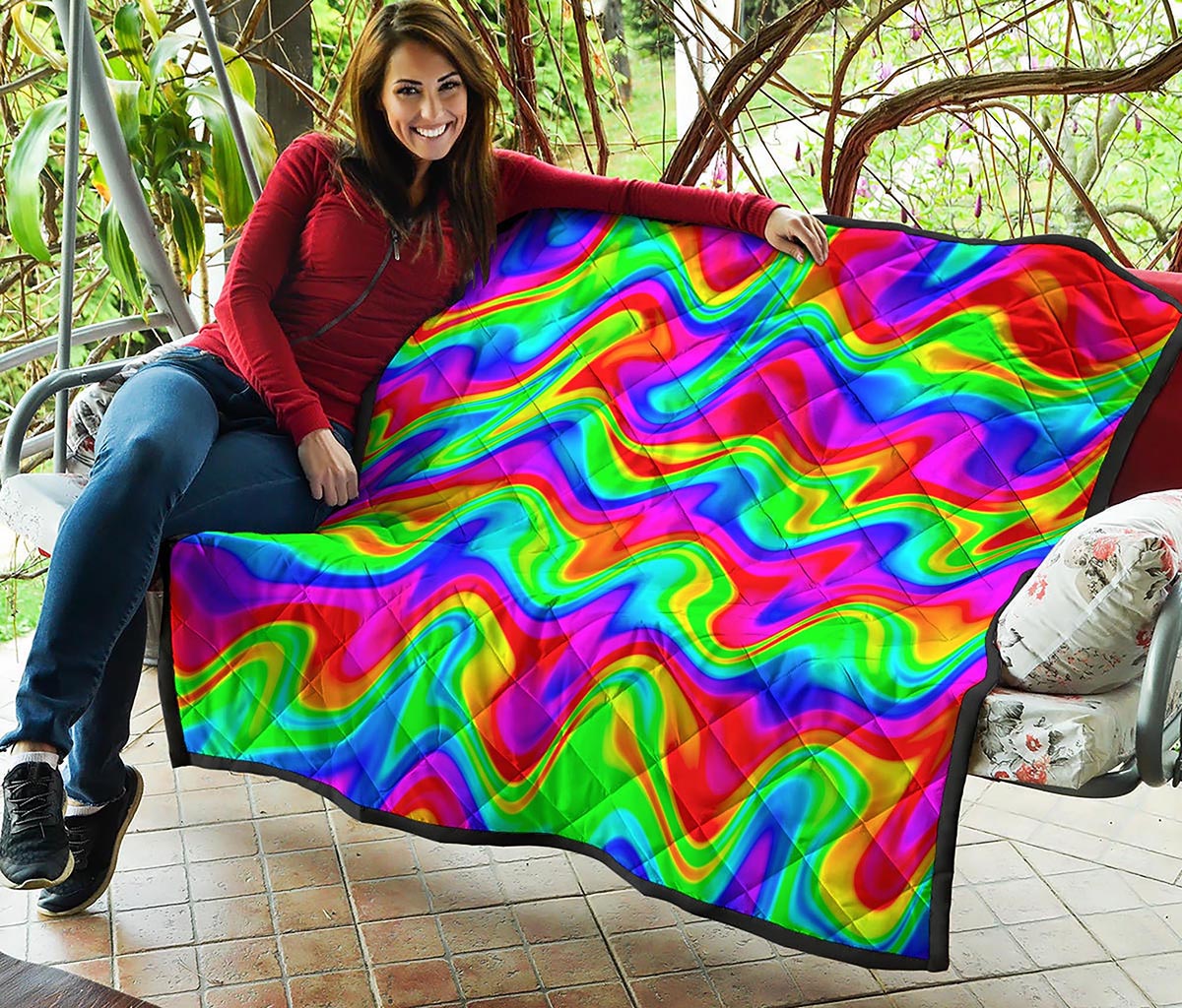 Psychedelic Rainbow Trippy Print Quilt
