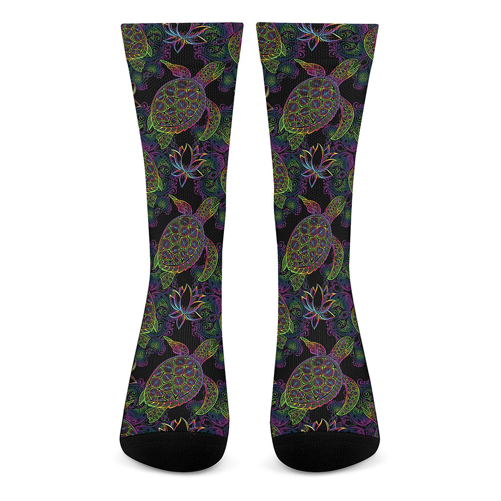 Psychedelic Sea Turtle Pattern Print Crew Socks