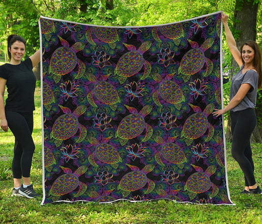 Psychedelic Sea Turtle Pattern Print Quilt