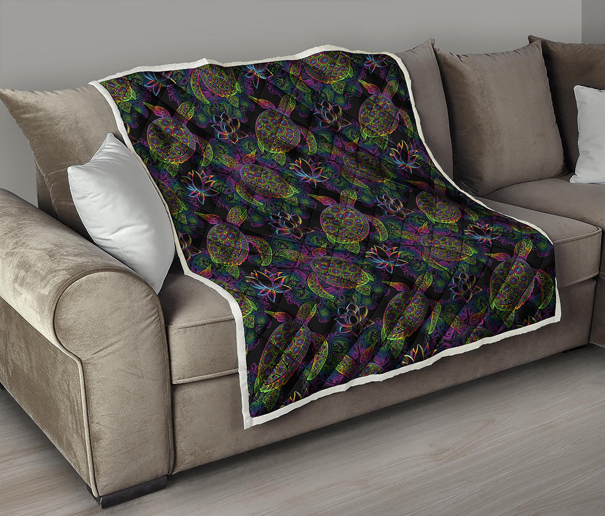 Psychedelic Sea Turtle Pattern Print Quilt