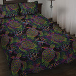 Psychedelic Sea Turtle Pattern Print Quilt Bed Set