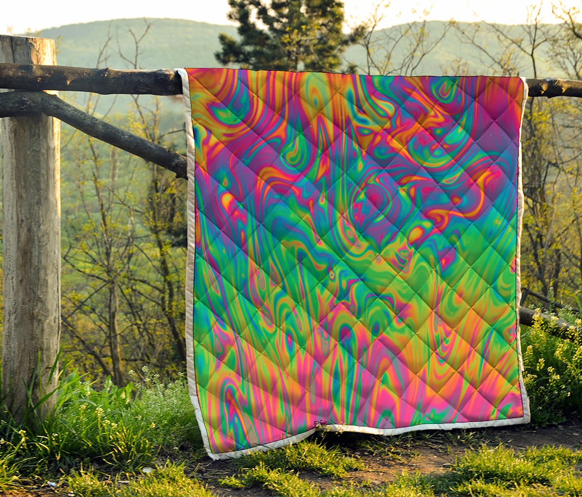 Psychedelic Surface Print Quilt