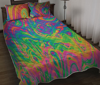 Psychedelic Surface Print Quilt Bed Set