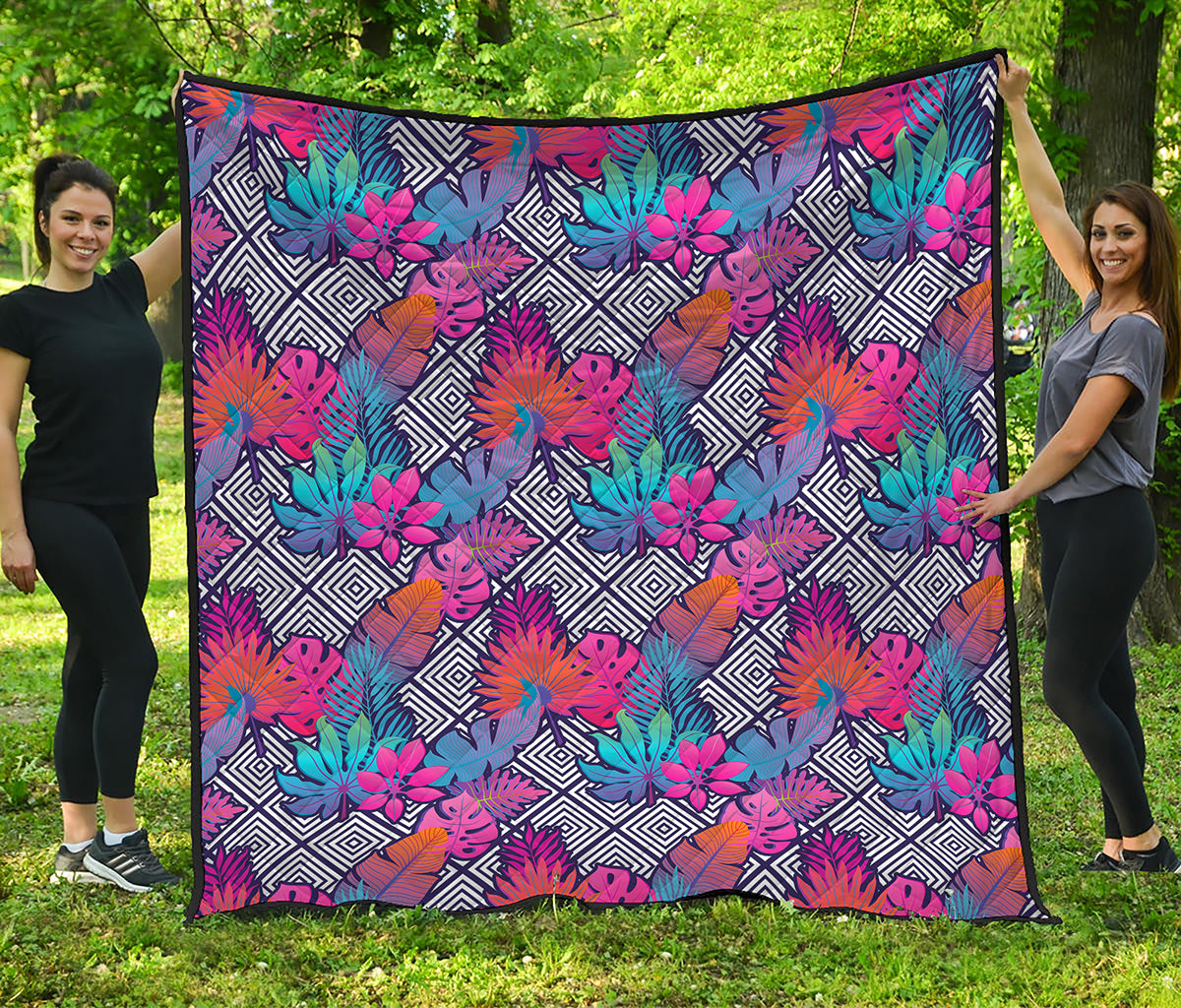 Psychedelic Tropical Aloha Pattern Print Quilt
