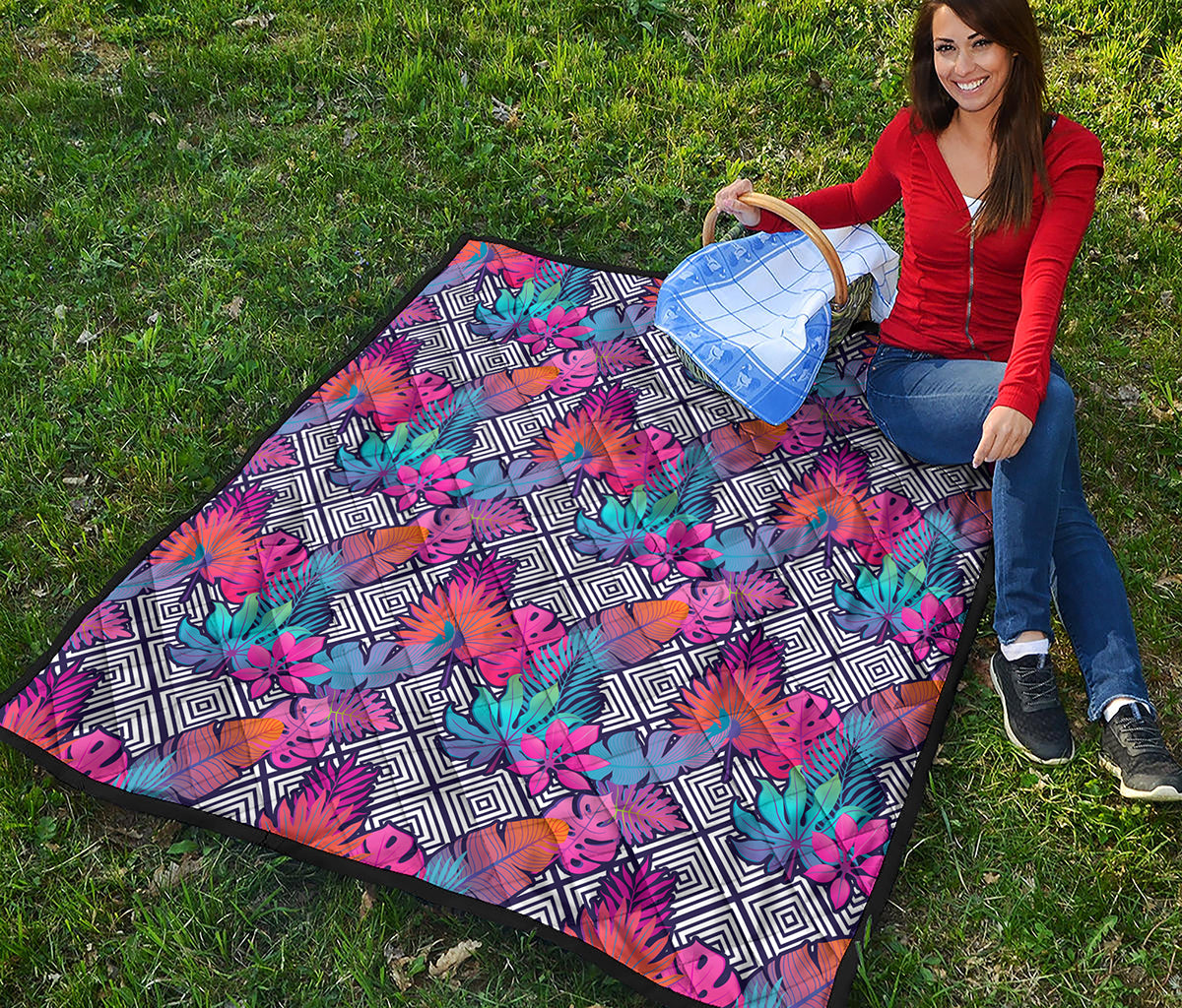 Psychedelic Tropical Aloha Pattern Print Quilt