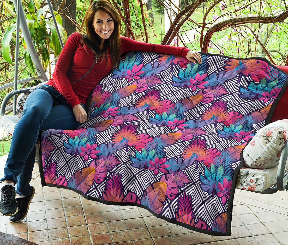 Psychedelic Tropical Aloha Pattern Print Quilt