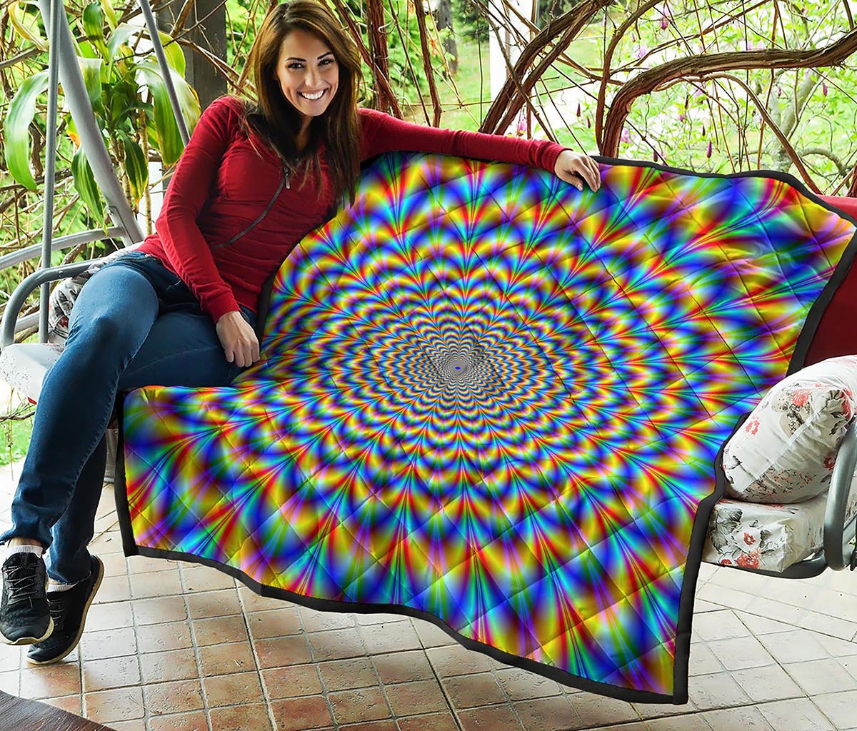 Psychedelic Wave Optical Illusion Quilt