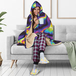 Psychedelic Wavy Print Hooded Blanket