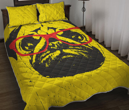 Pug With Glasses Portrait Print Quilt Bed Set