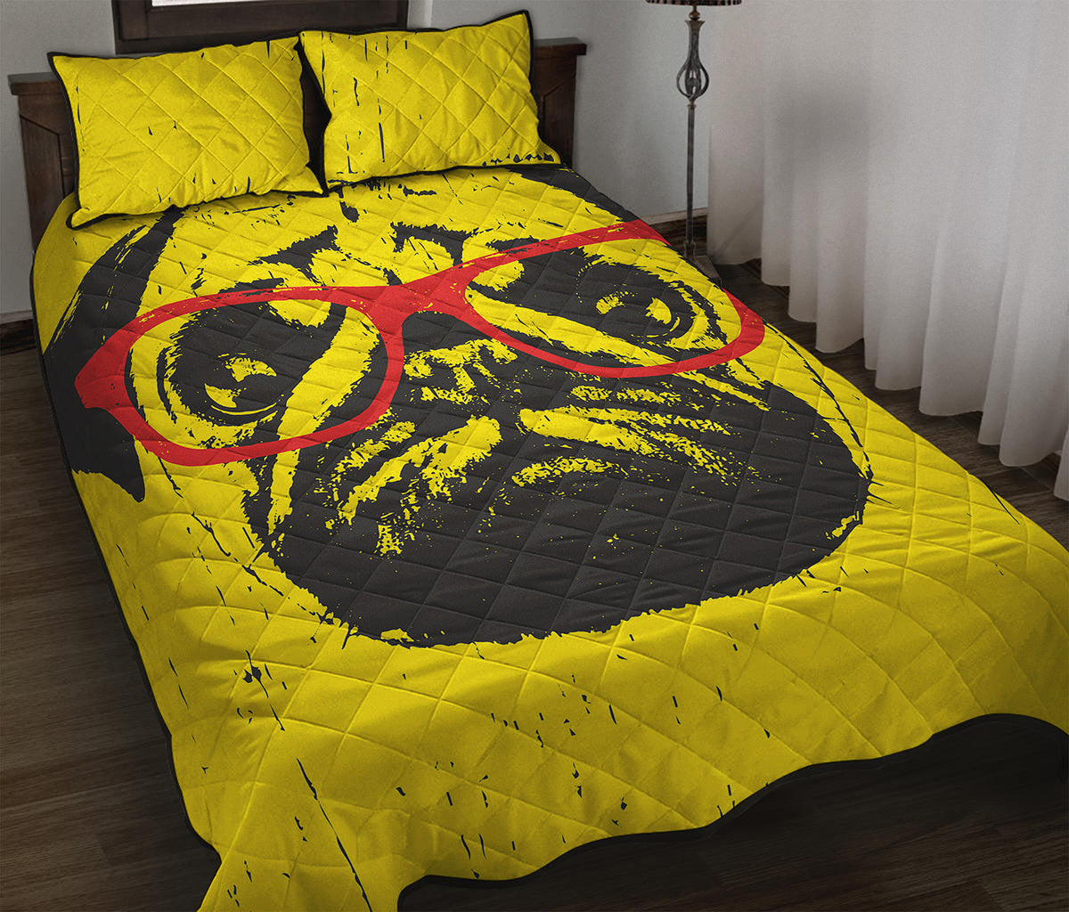 Pug With Glasses Portrait Print Quilt Bed Set