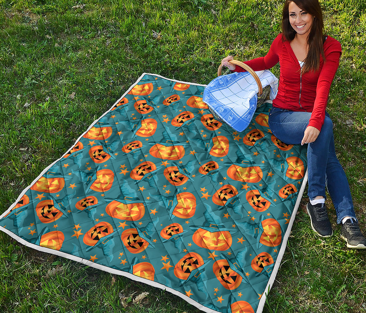 Pumpkin With Witch Hat Pattern Print Quilt
