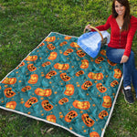 Pumpkin With Witch Hat Pattern Print Quilt