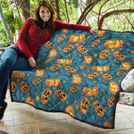 Pumpkin With Witch Hat Pattern Print Quilt