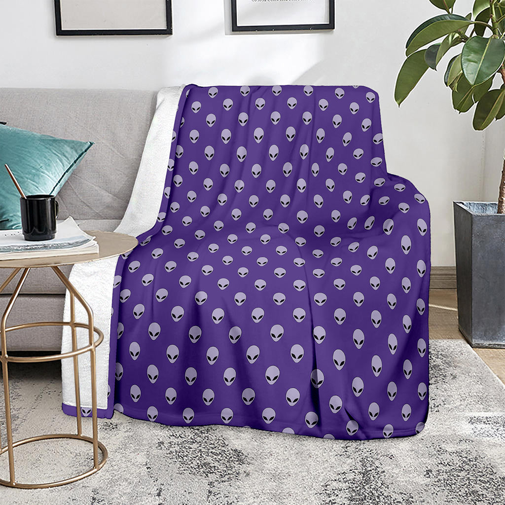 Purple Alien Face Pattern Print Blanket