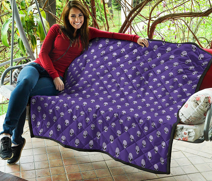 Purple Alien Face Pattern Print Quilt