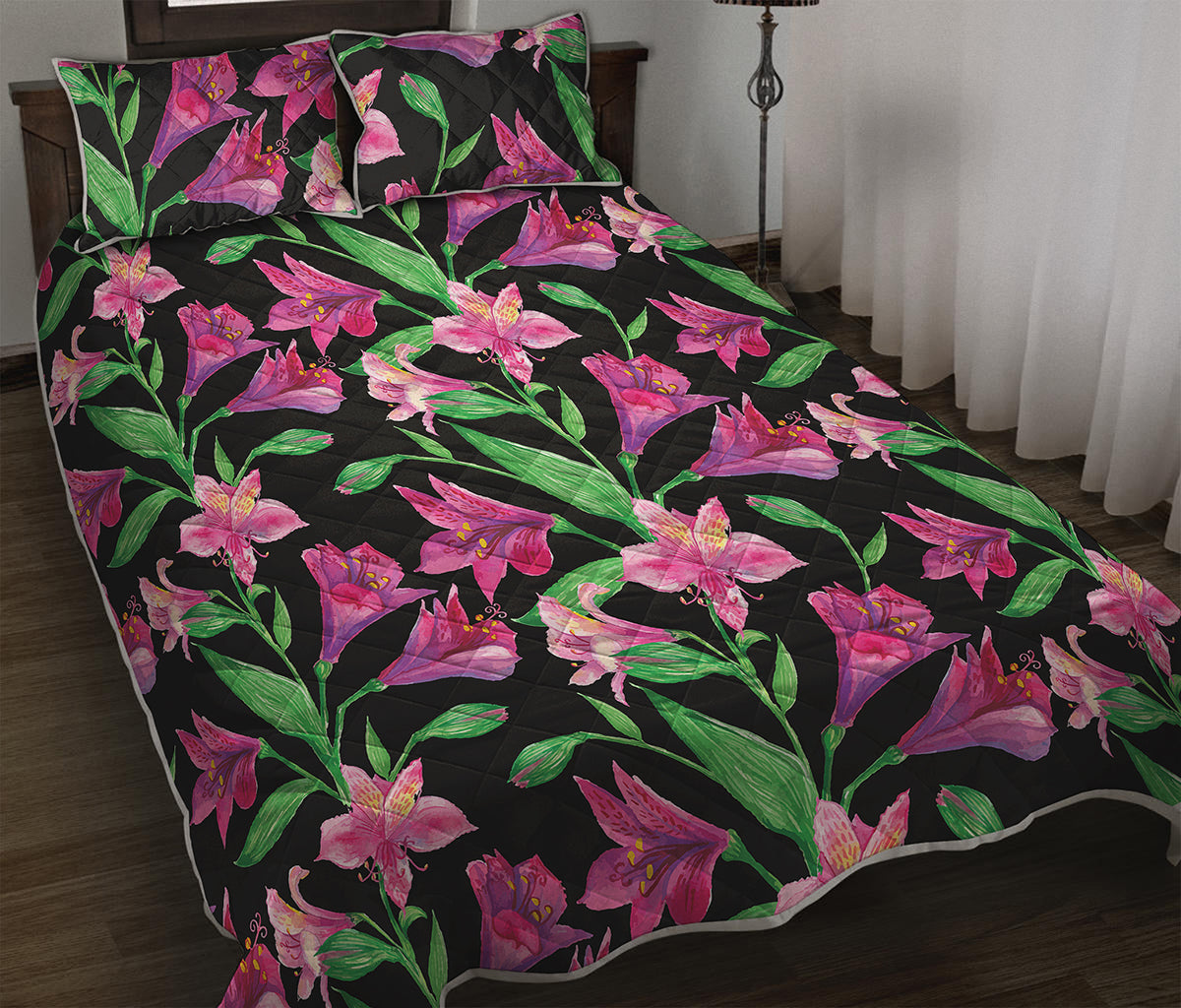 Purple Alstroemeria Pattern Print Quilt Bed Set