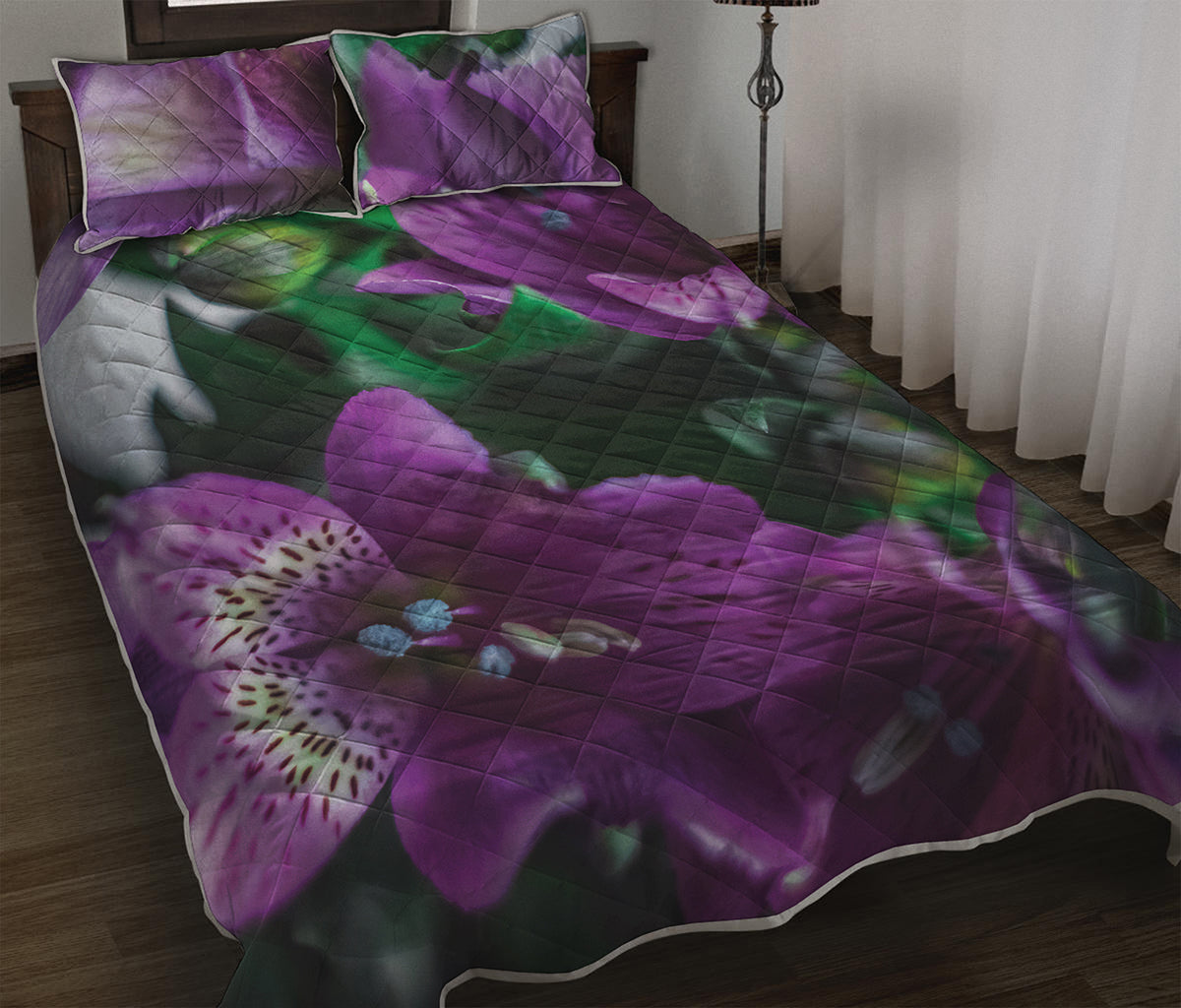 Purple Alstroemeria Print Quilt Bed Set