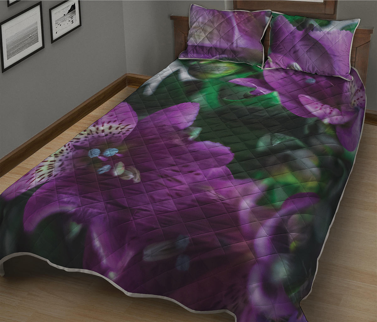 Purple Alstroemeria Print Quilt Bed Set