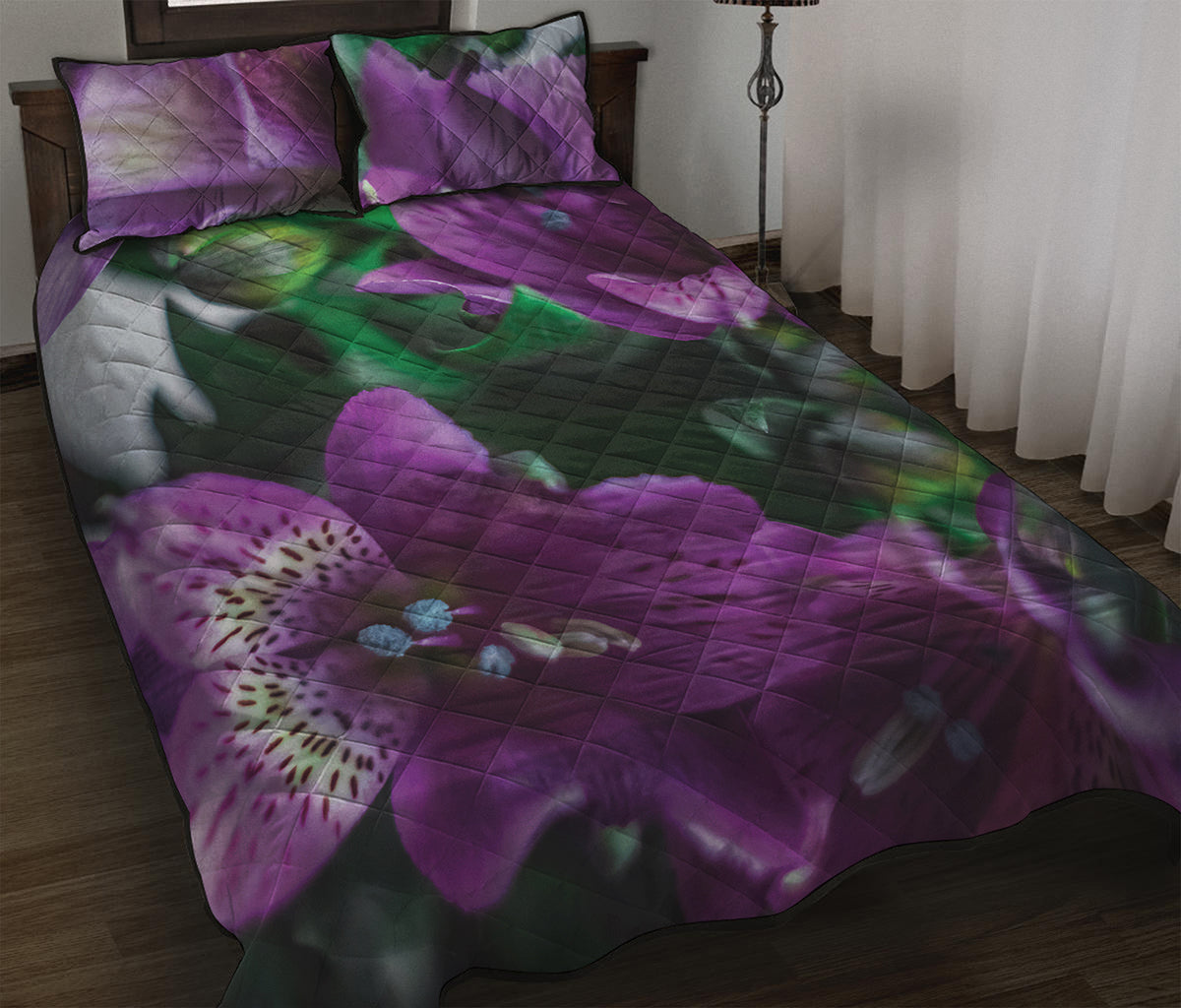 Purple Alstroemeria Print Quilt Bed Set