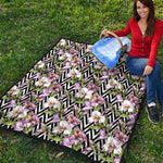 Purple Alstroemeria Zigzag Pattern Print Quilt