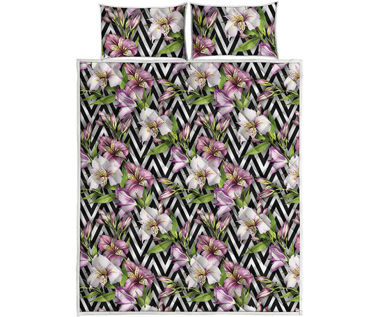 Purple Alstroemeria Zigzag Pattern Print Quilt Bed Set