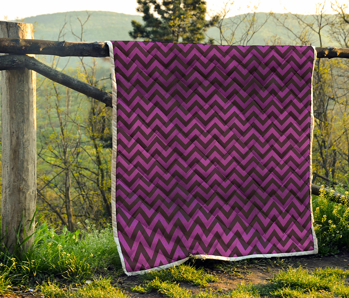 Purple And Black Chevron Pattern Print Quilt