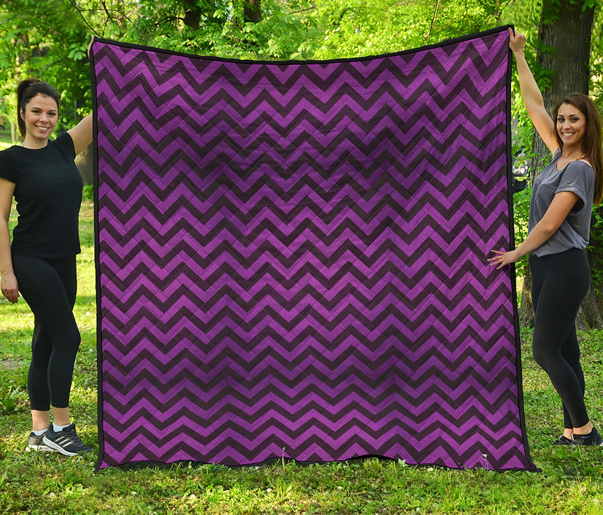 Purple And Black Chevron Pattern Print Quilt
