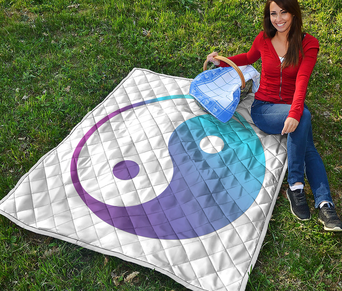 Purple And Blue Yin Yang Print Quilt