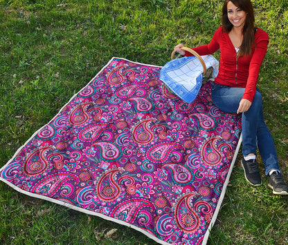 Purple And Pink Paisley Pattern Print Quilt