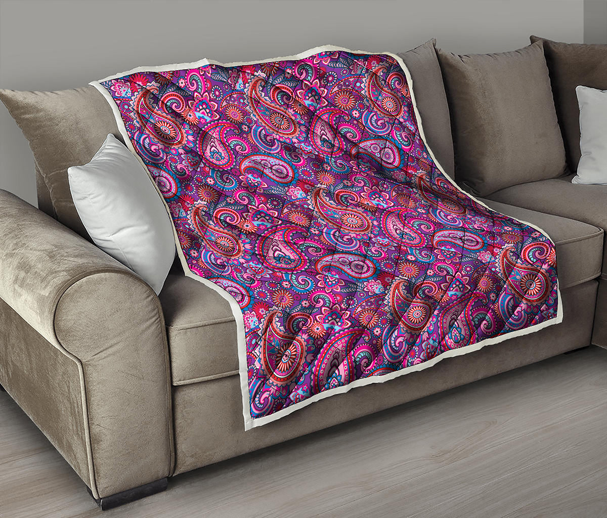 Purple And Pink Paisley Pattern Print Quilt