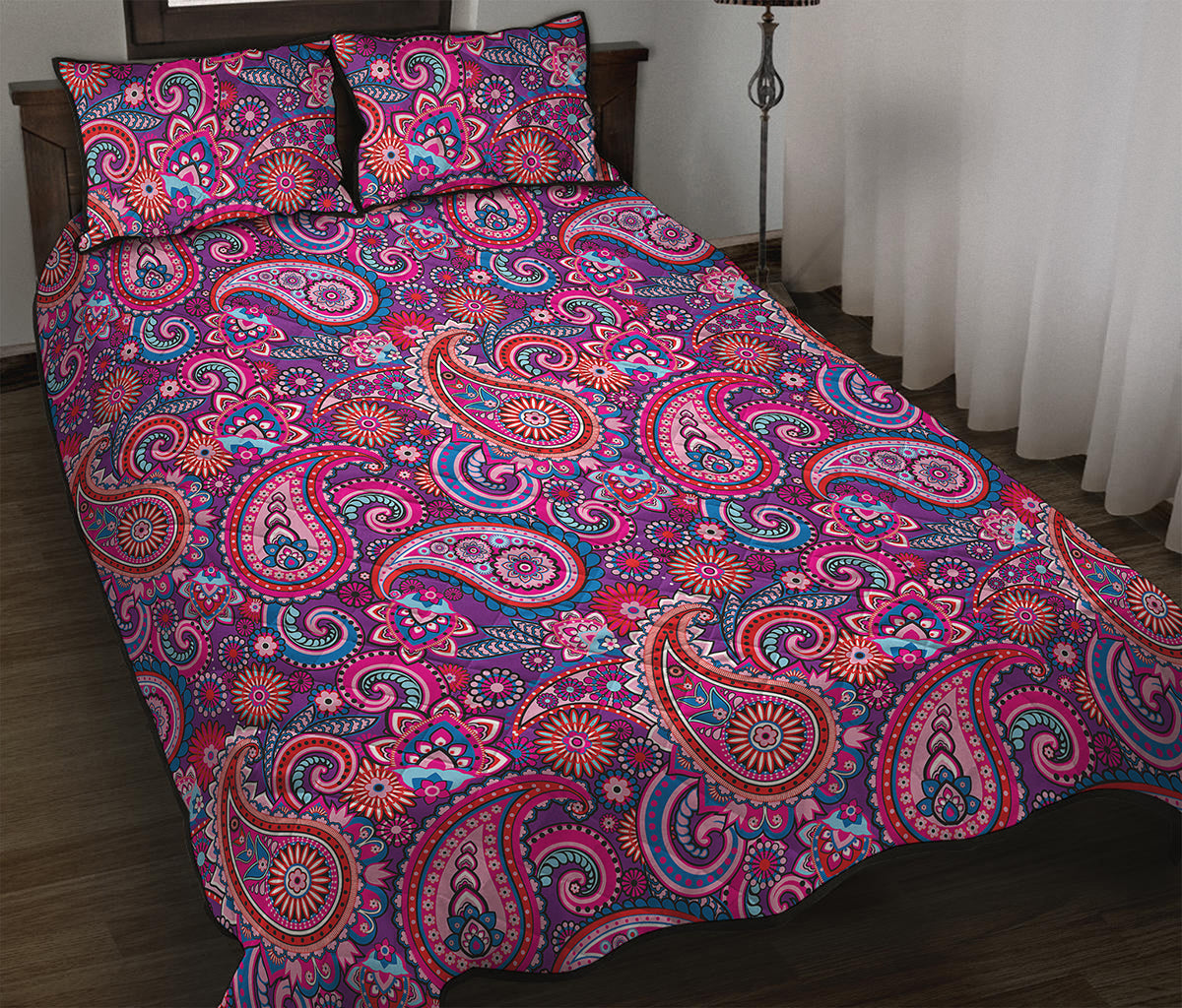 Purple And Pink Paisley Pattern Print Quilt Bed Set