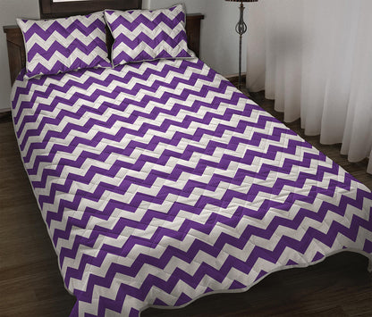 Purple And White Chevron Pattern Print Quilt Bed Set