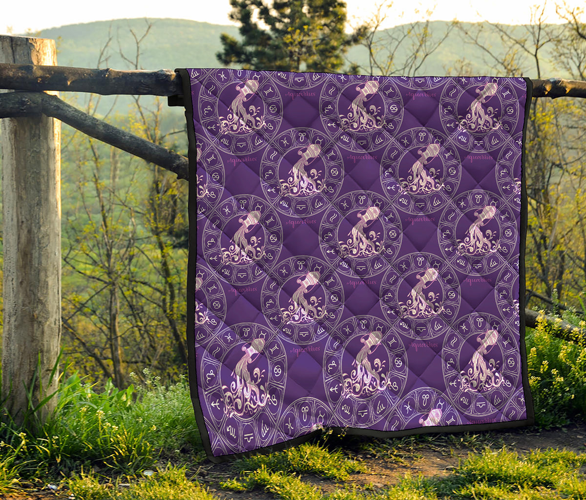 Purple Aquarius Zodiac Pattern Print Quilt