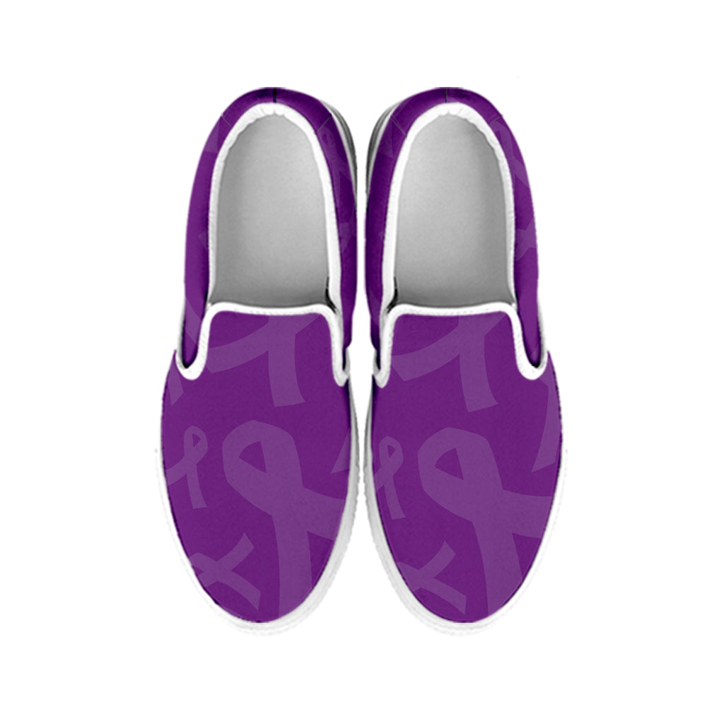 Purple Cancer Awareness Ribbon Print White Slip On Shoes