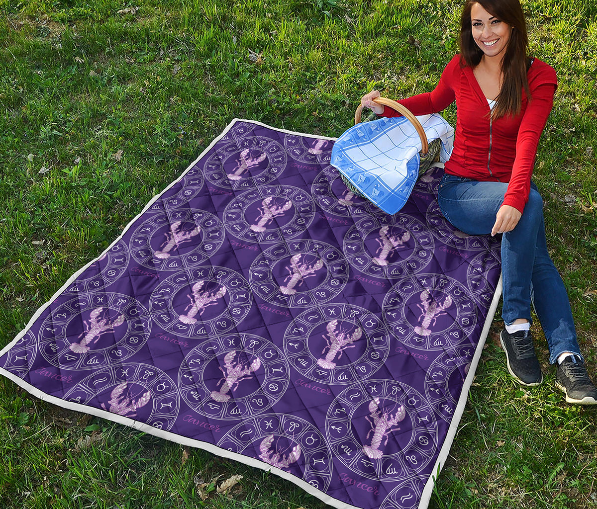 Purple Cancer Zodiac Pattern Print Quilt