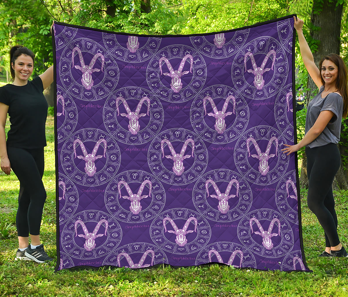 Purple Capricorn Zodiac Pattern Print Quilt