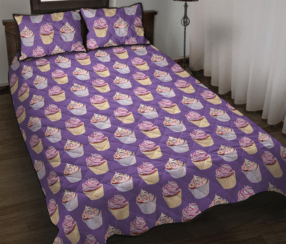 Purple Cupcake Pattern Print Quilt Bed Set