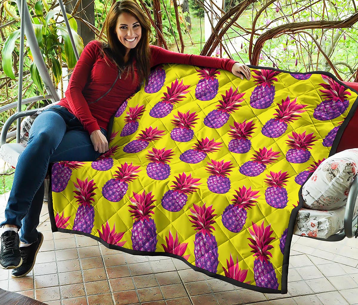 Purple EDM Pineapple Pattern Print Quilt