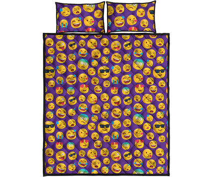 Purple Emoji Pattern Print Quilt Bed Set