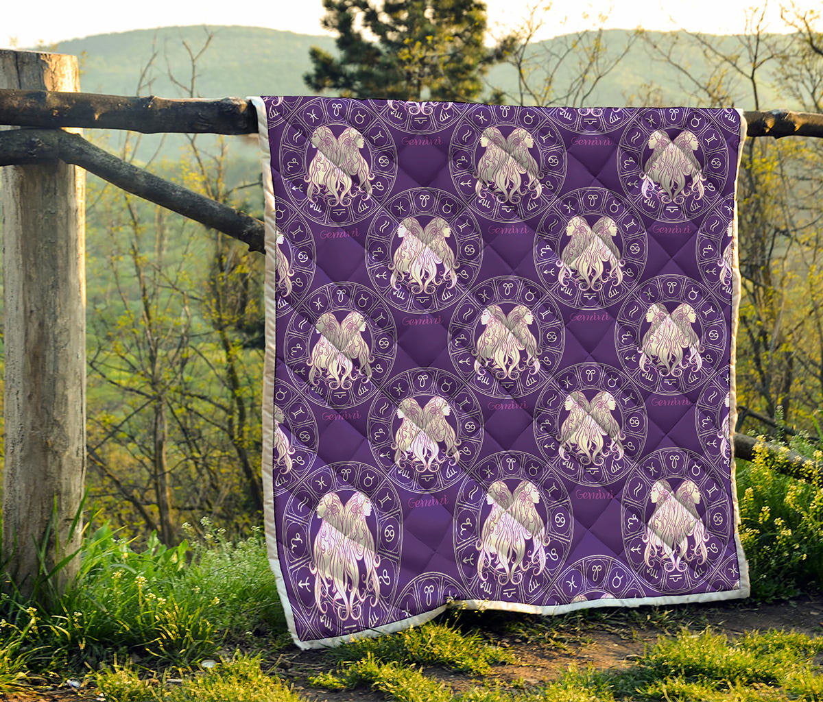 Purple Gemini Zodiac Pattern Print Quilt