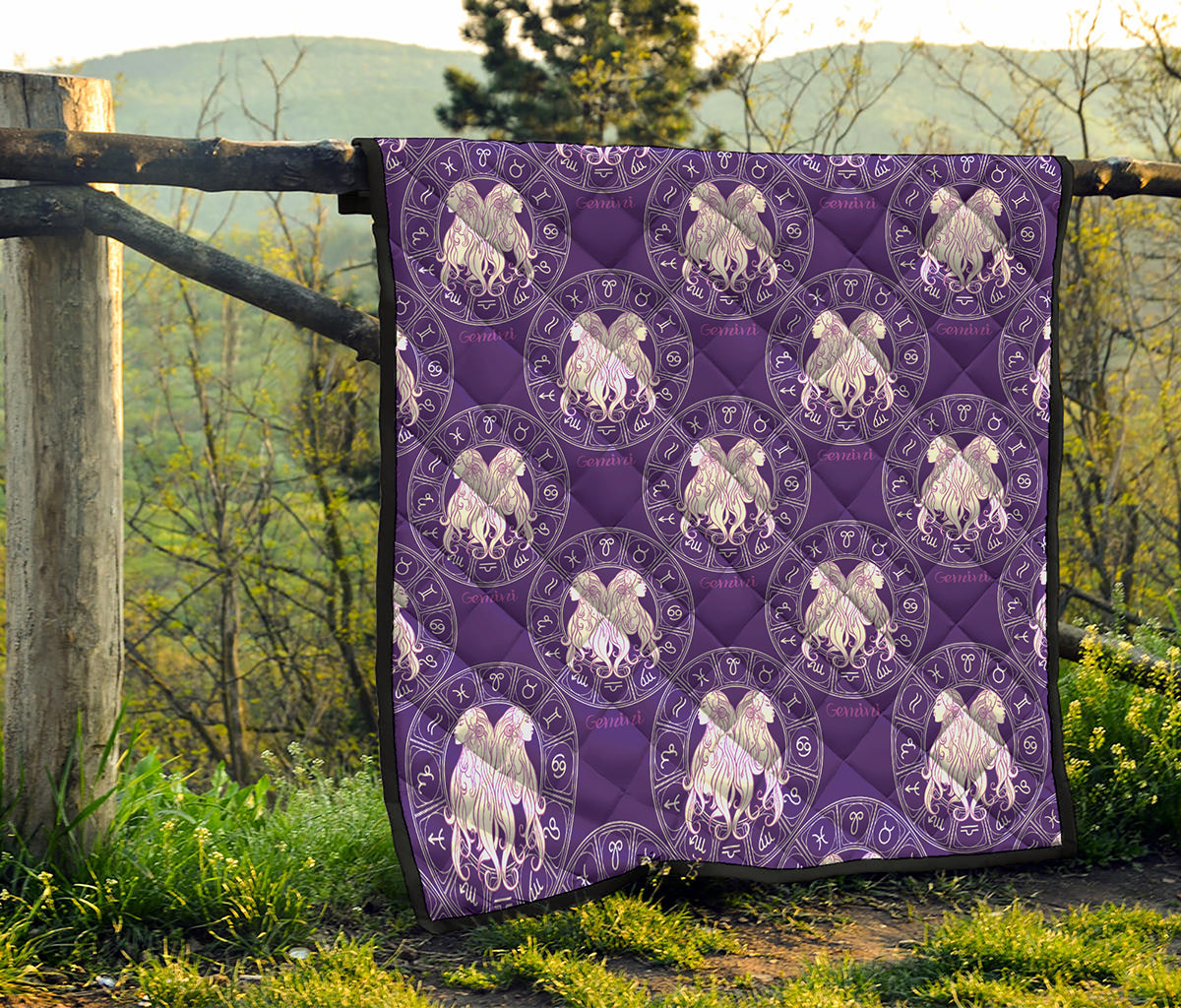 Purple Gemini Zodiac Pattern Print Quilt