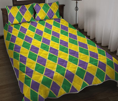 Purple Green And Yellow Mardi Gras Print Quilt Bed Set