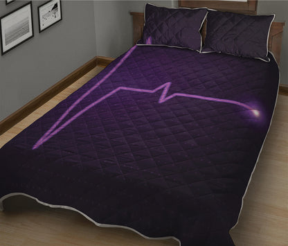 Purple Heartbeat Print Quilt Bed Set