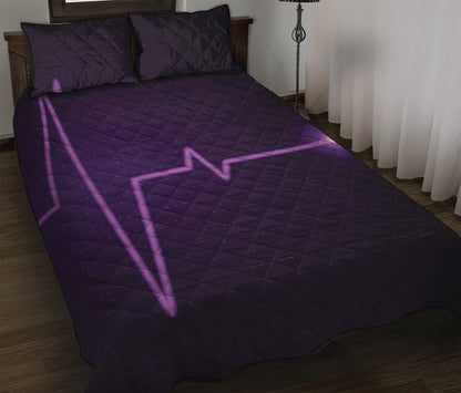 Purple Heartbeat Print Quilt Bed Set